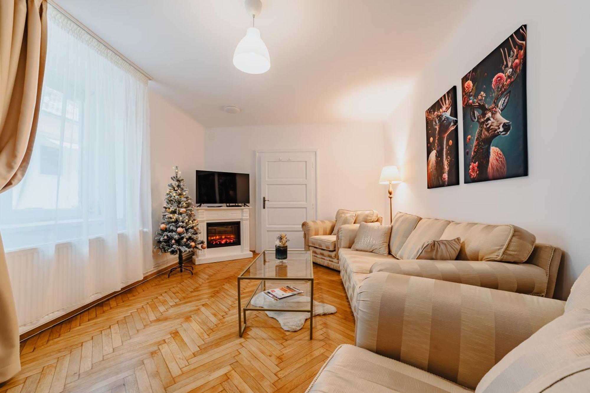 Albert Residence With Complimentary Parking Braszów Zewnętrze zdjęcie