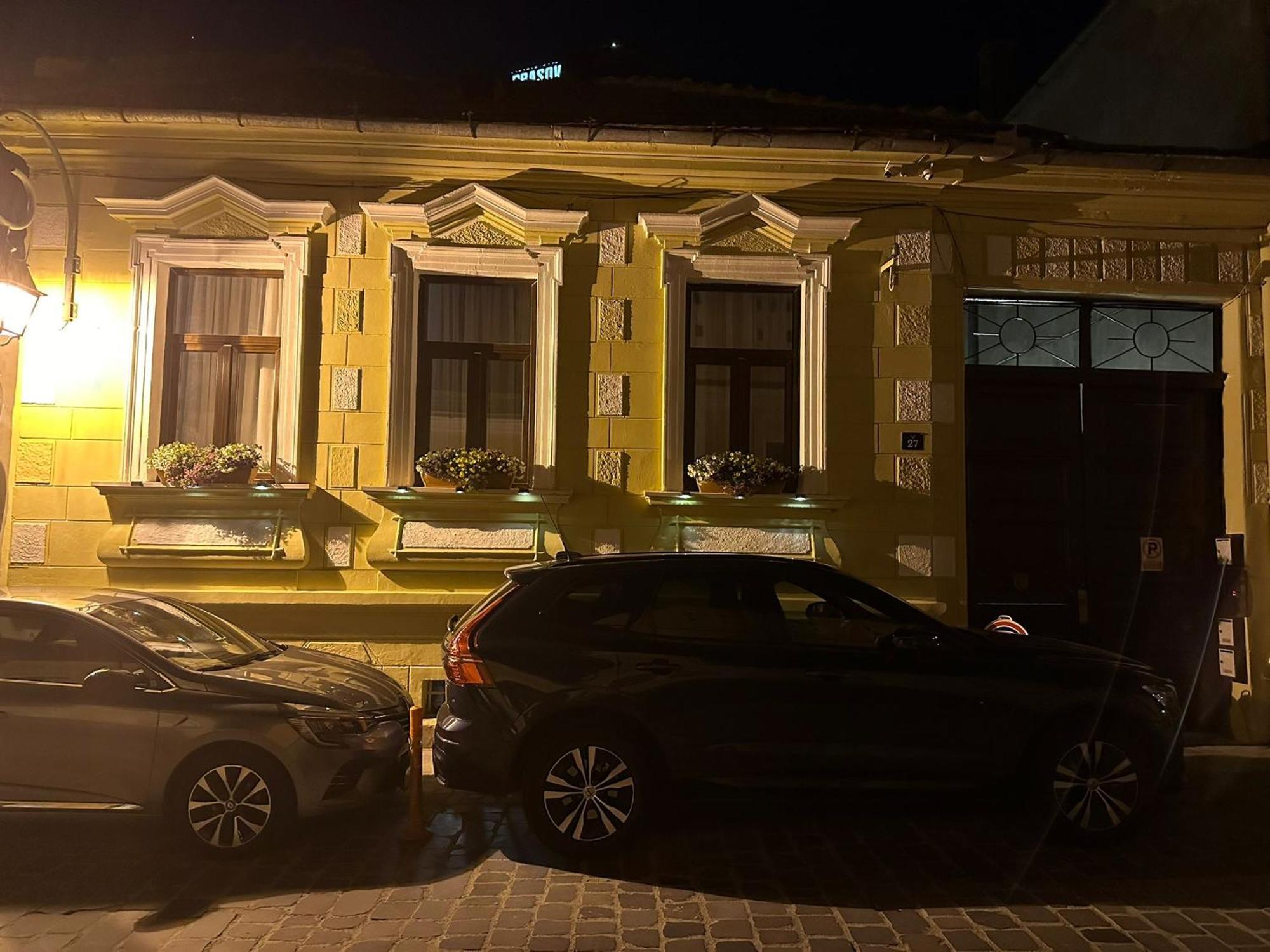 Albert Residence With Complimentary Parking Braszów Zewnętrze zdjęcie
